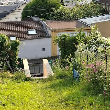 度假居 La Colline De
